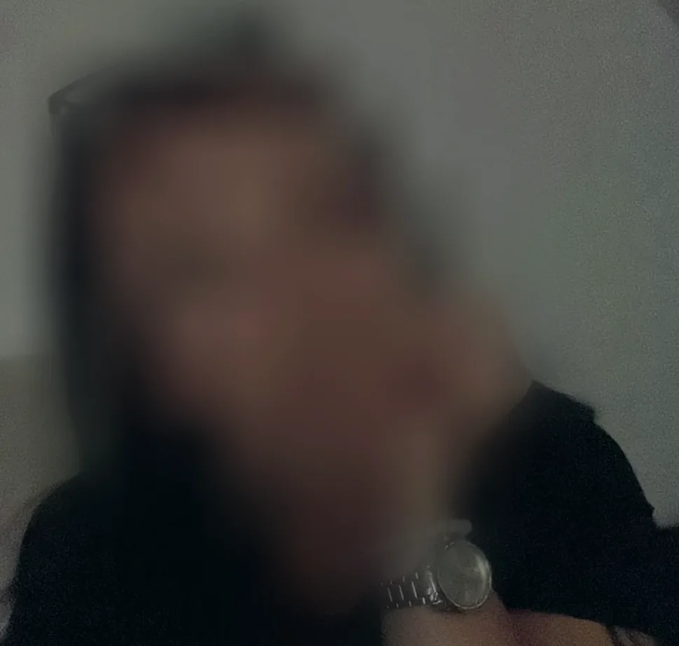 Angharad, 30