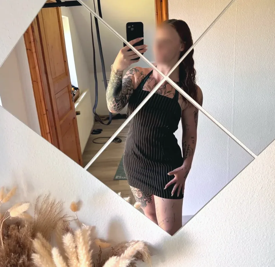 Erin, 28