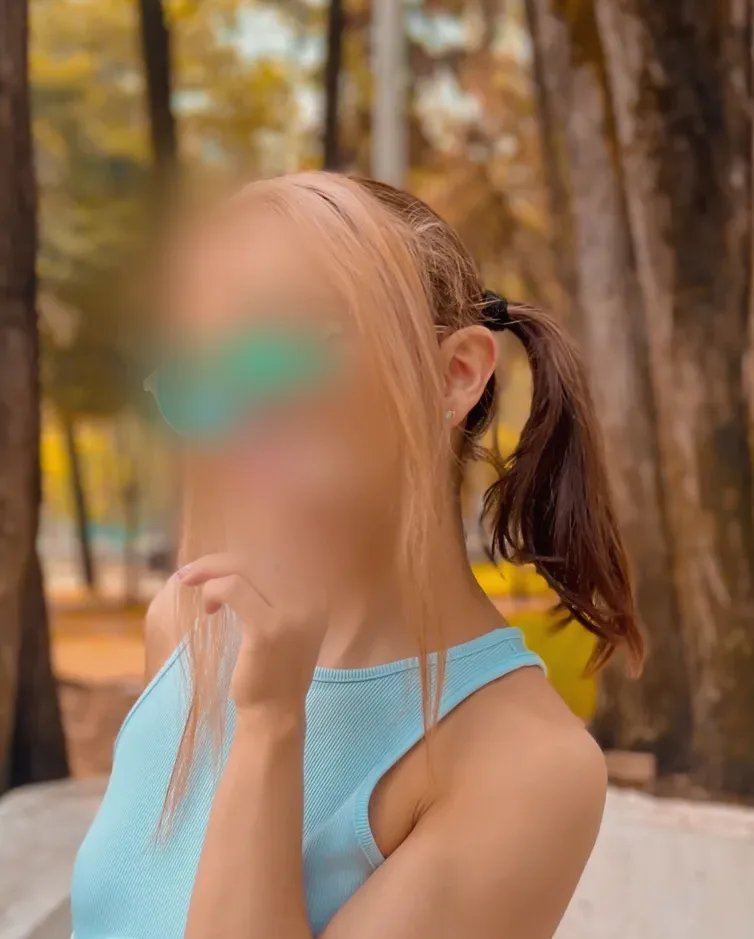 Natalie, 26