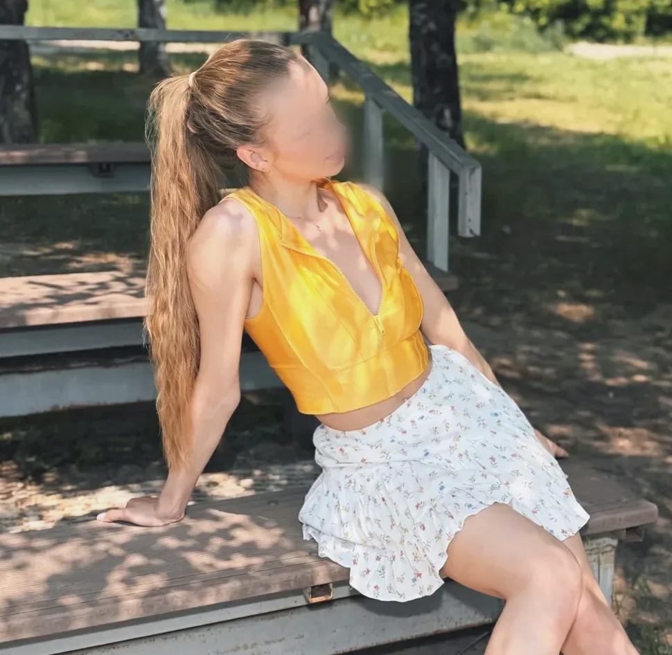 Sadia, 26