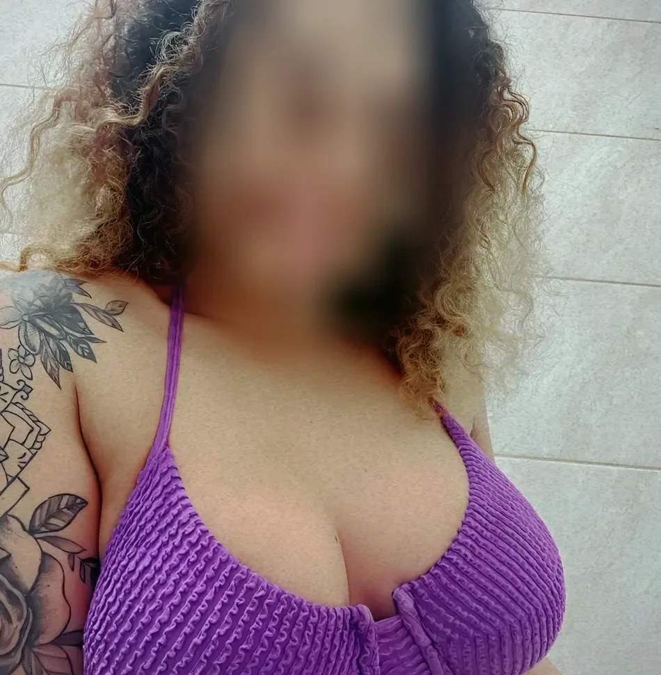 Skye, 32